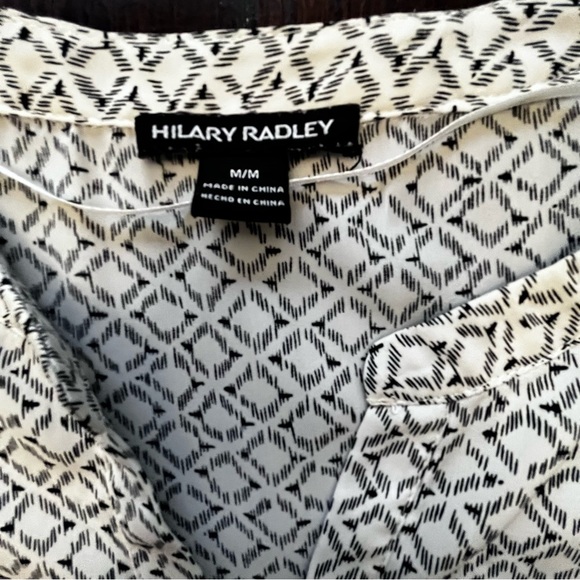 Hilary Radley Women's Black White Cap Sleeve Blouse- Size M - Picture 4 of 6